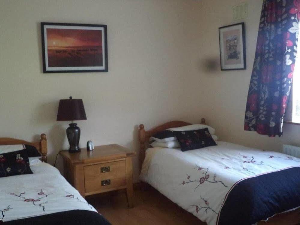 Ashbrook B&B Dunrine Bagian luar foto