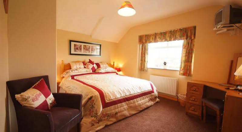 Ashbrook B&B Dunrine Bagian luar foto